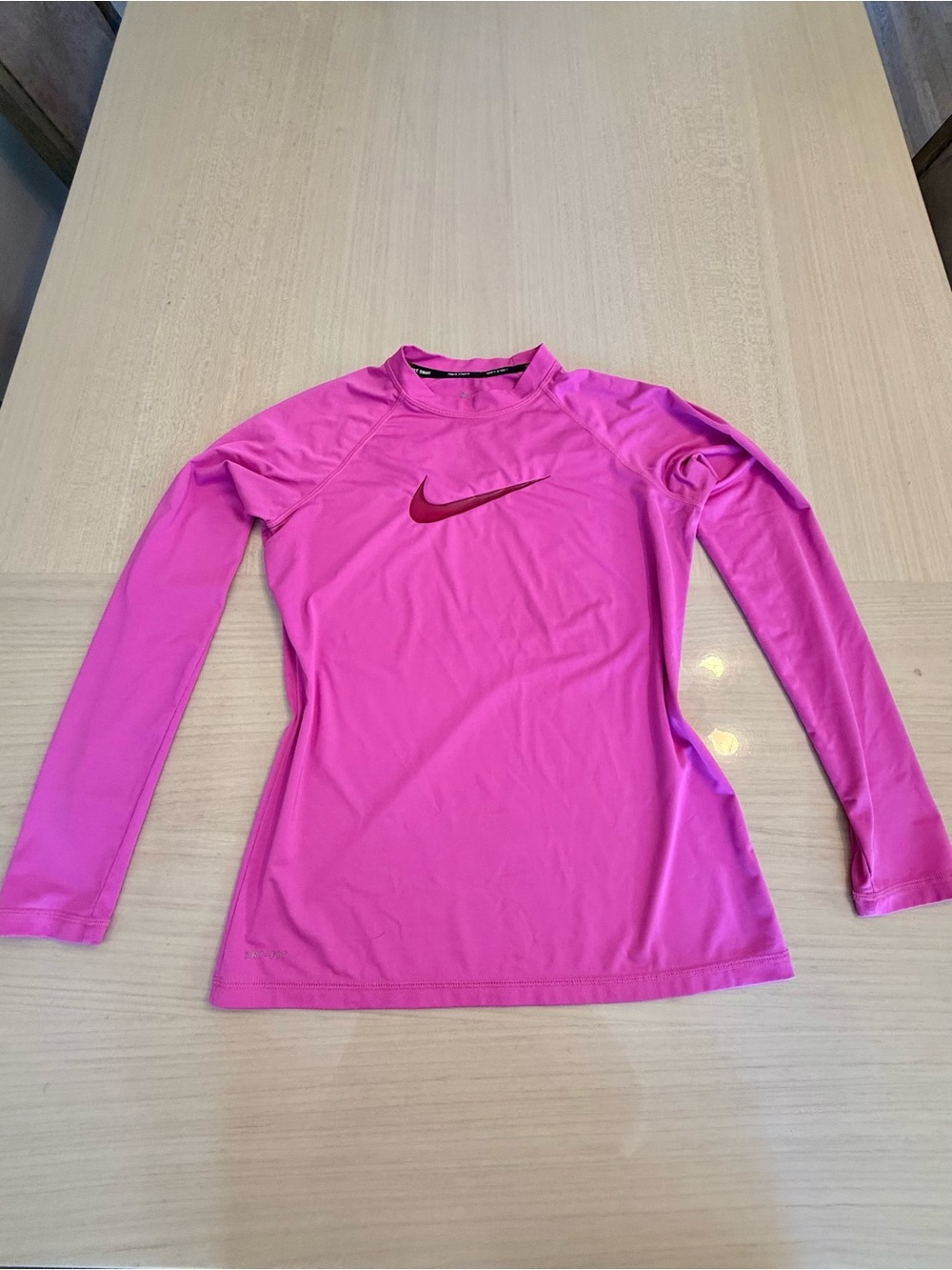 🩷 Nike Swim Dri-fit UPF 40 Women’s Hot Pink Long-Sleeve  Top Surf Rashguard Golf